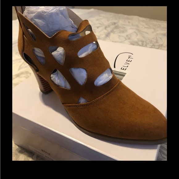 Dress cutout bootie boots cognac woman’s 7M shoes - Picture 6 of 10